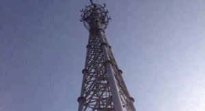 Bezprzewodowa Three Legged Cell Tower
